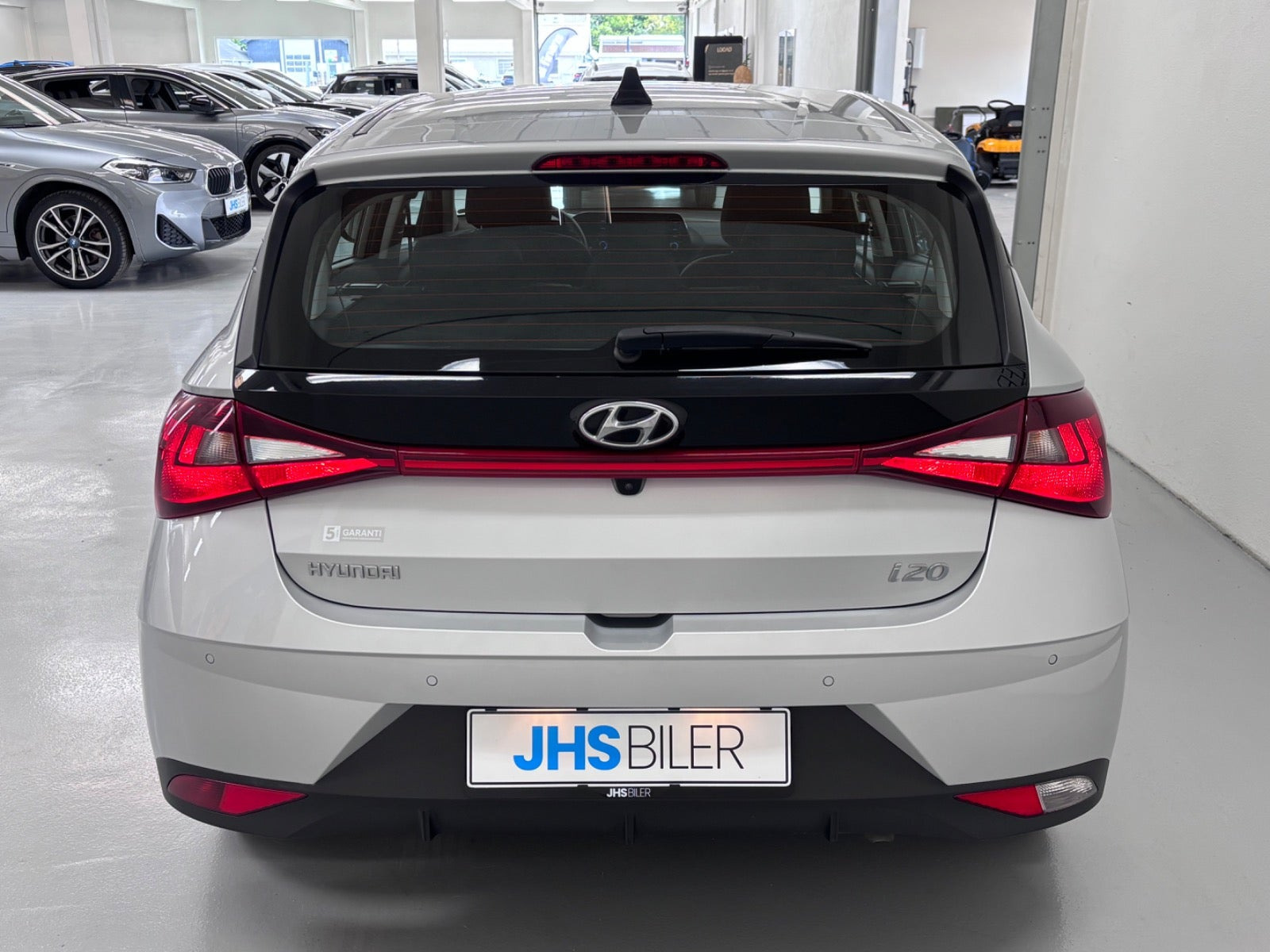 Sølv Hyundai i20 fra 2021