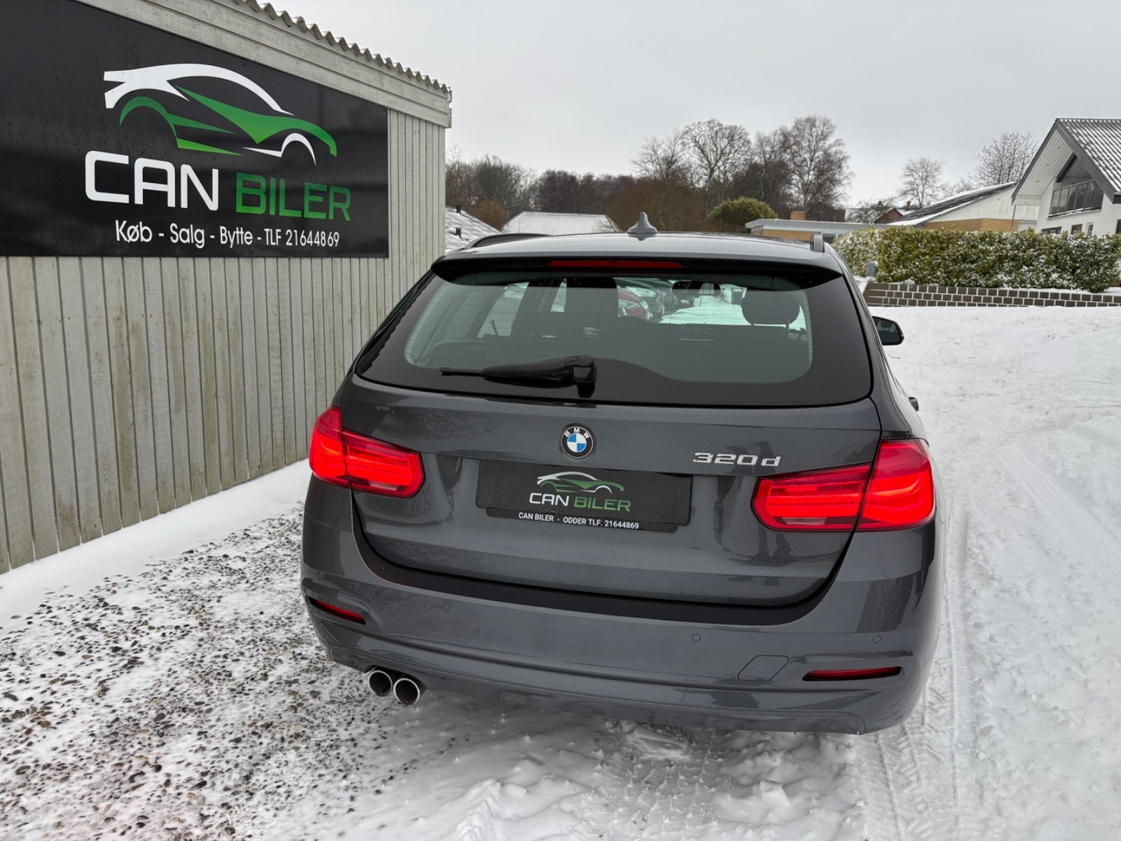 Grå BMW 320d fra 2018