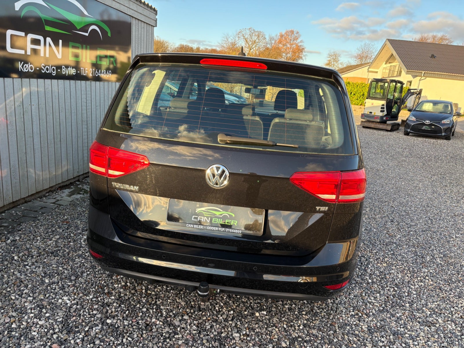 Sort VW Touran fra 2016