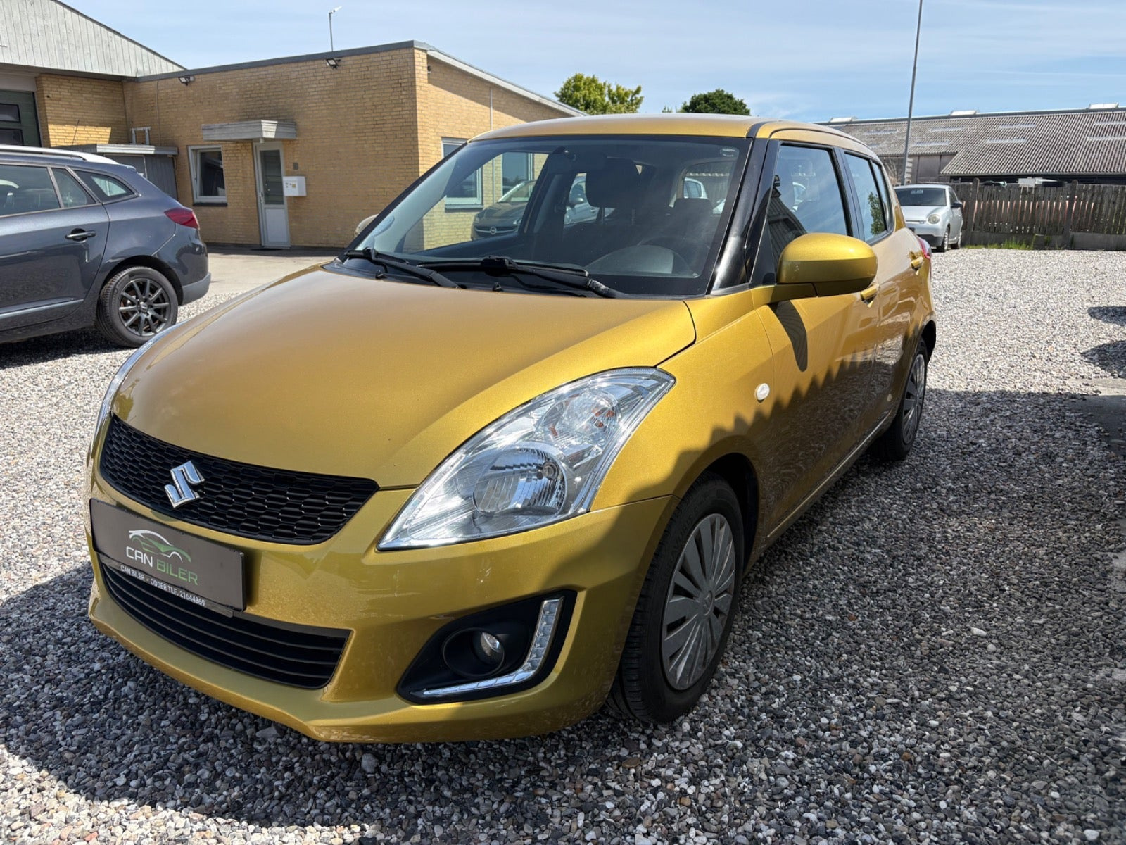 Gul Suzuki Swift fra 2014