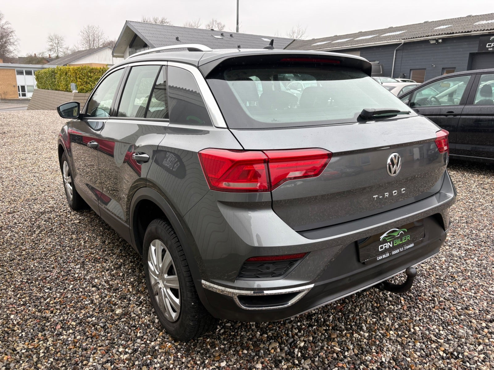 Grå VW T-Roc fra 2018