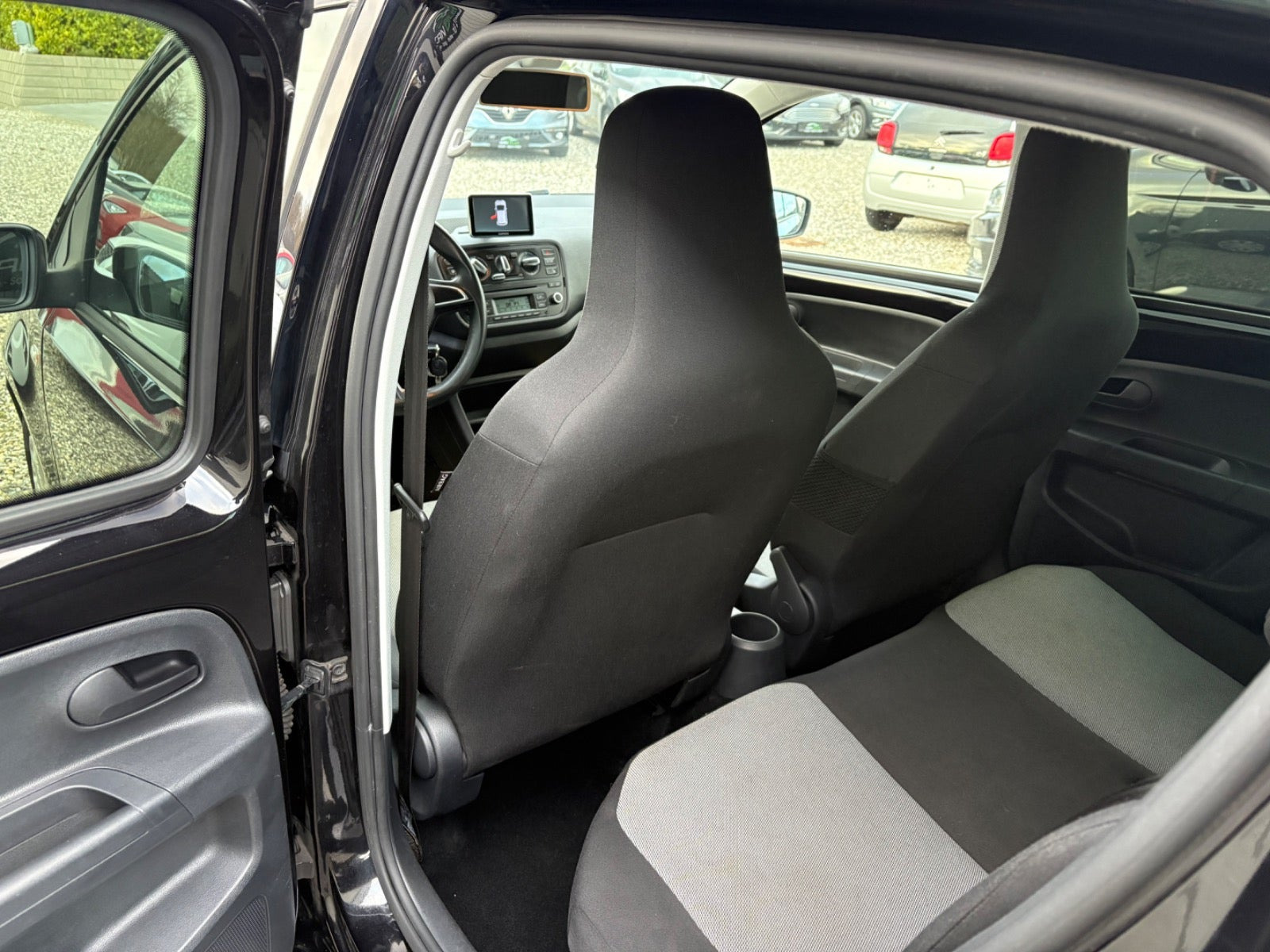 Sort Skoda Citigo fra 2014
