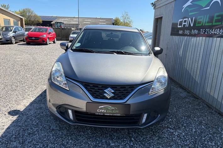 Grå Suzuki Baleno fra 2019