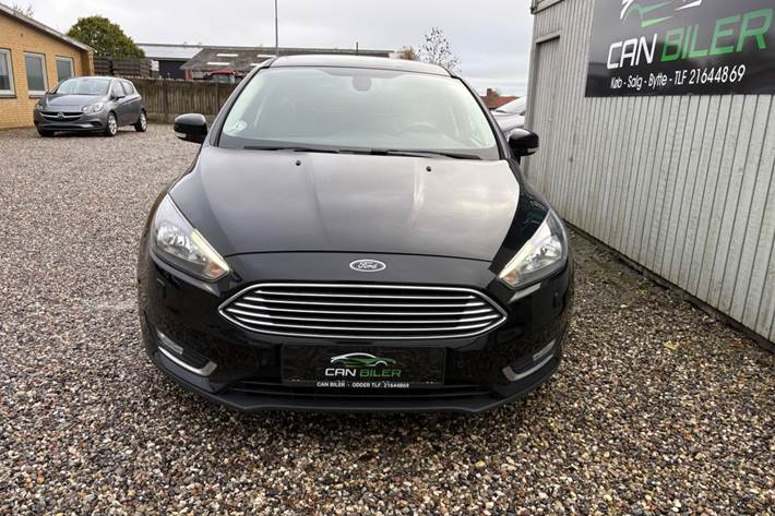 Sort Ford Focus fra 2018