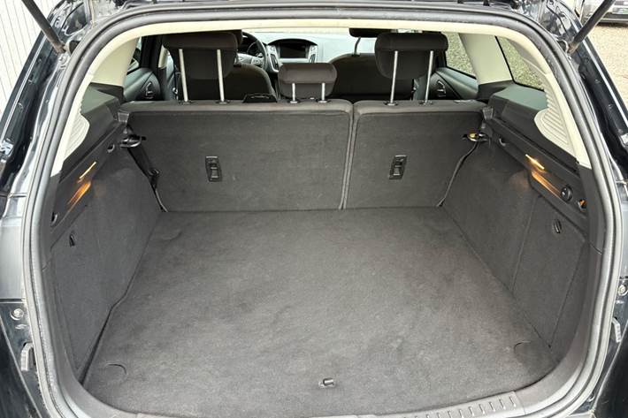 Sort Ford Focus fra 2018