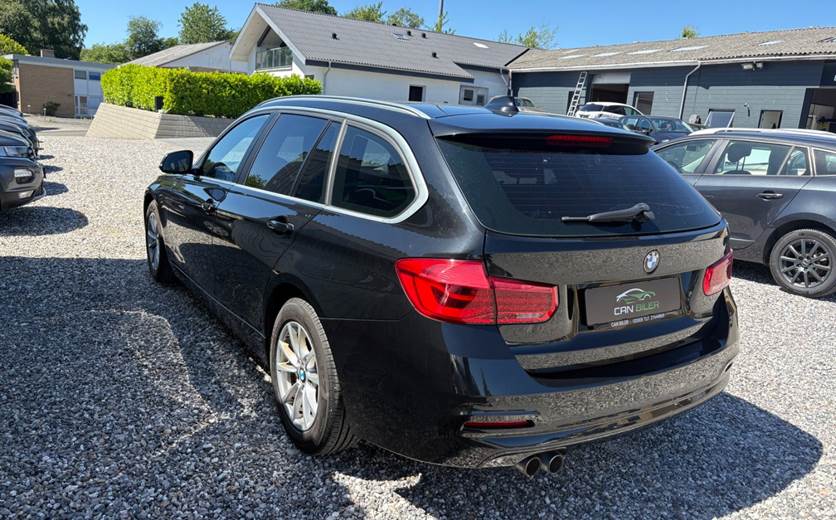 BMW 320i