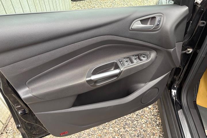 Sort Ford C-MAX fra 2018