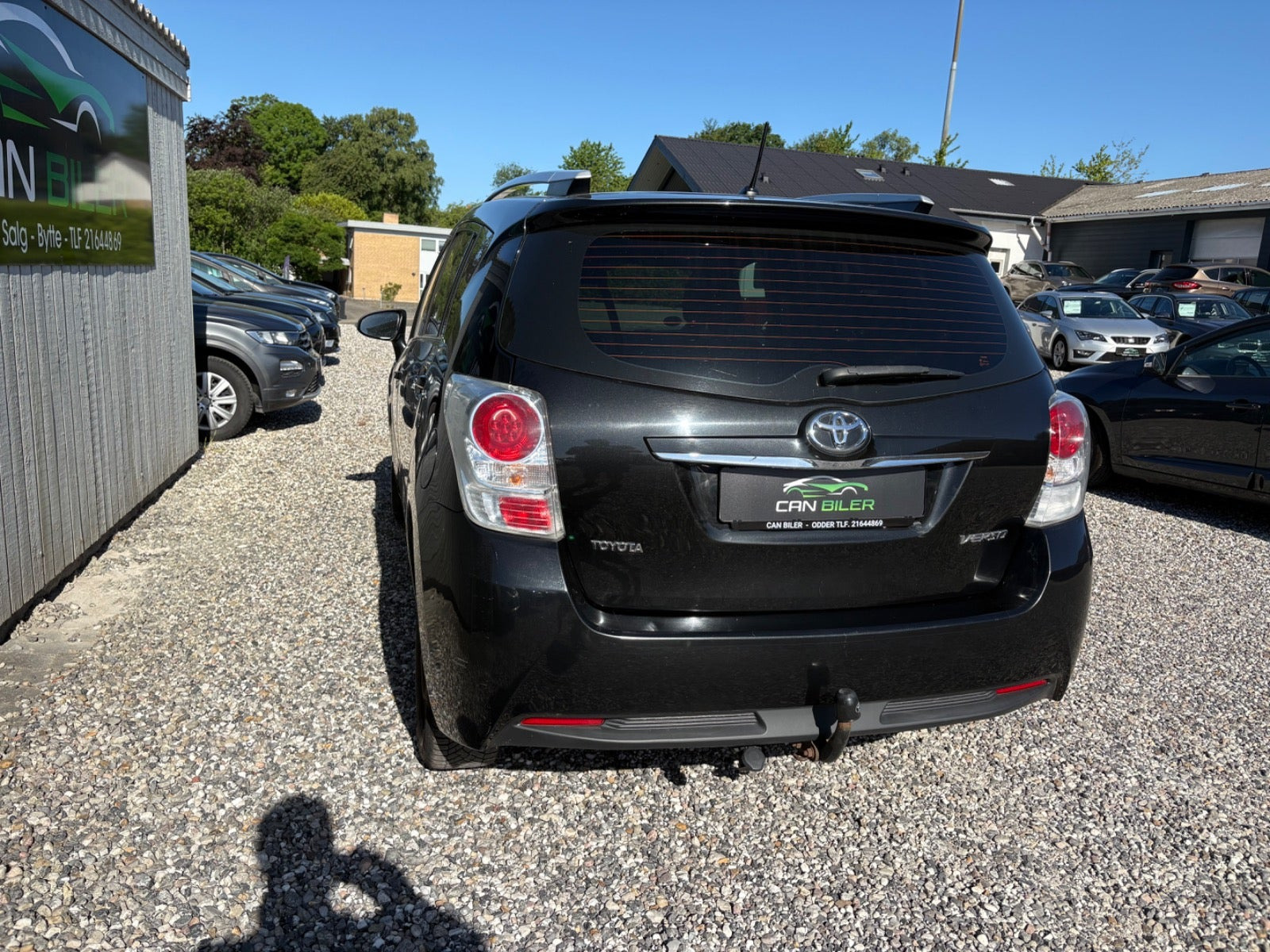 Sort Toyota Sportsvan fra 2016