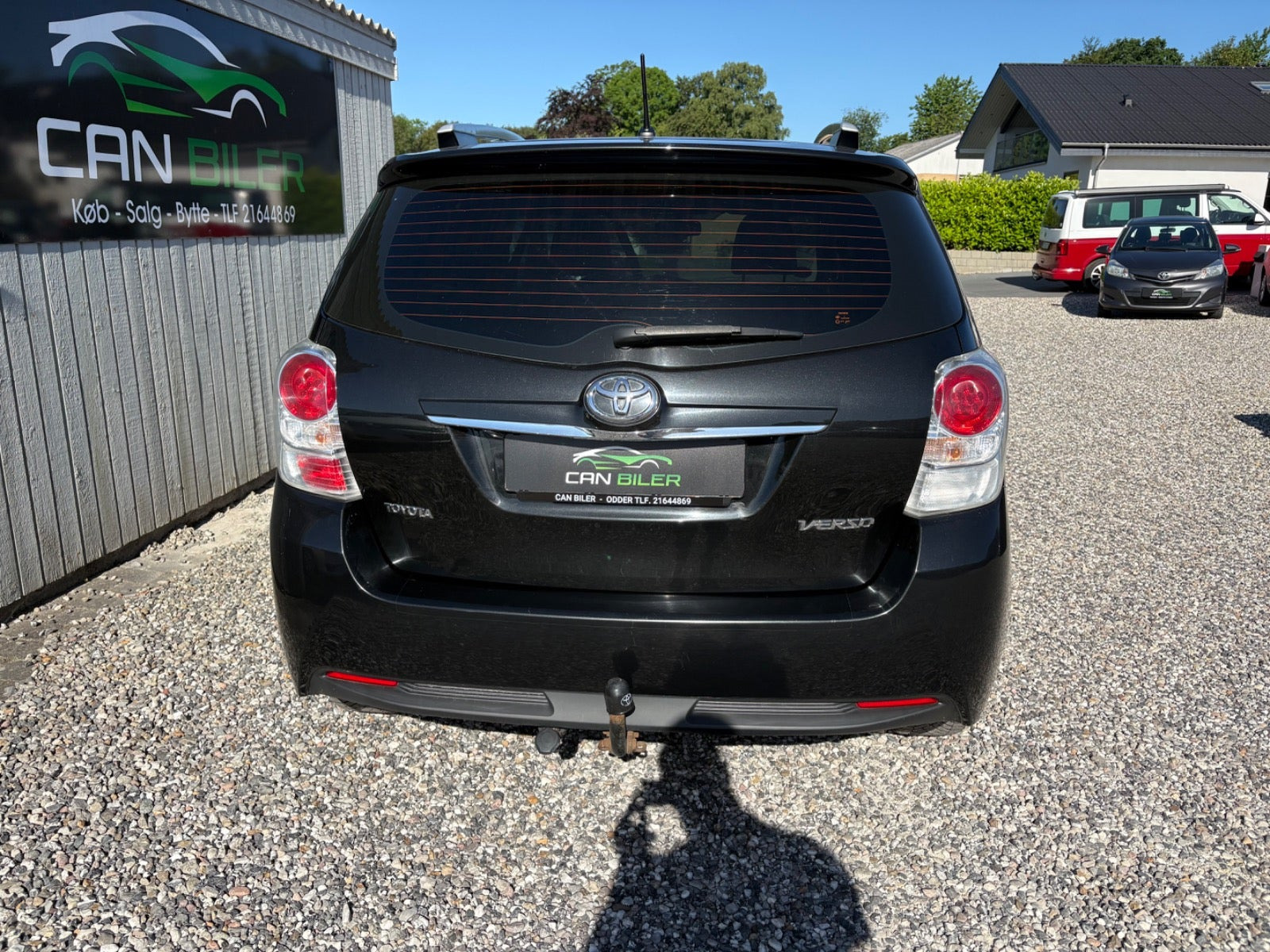 Sort Toyota Sportsvan fra 2016