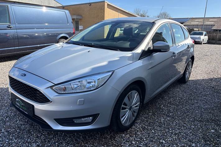 Sølv Ford Focus fra 2017