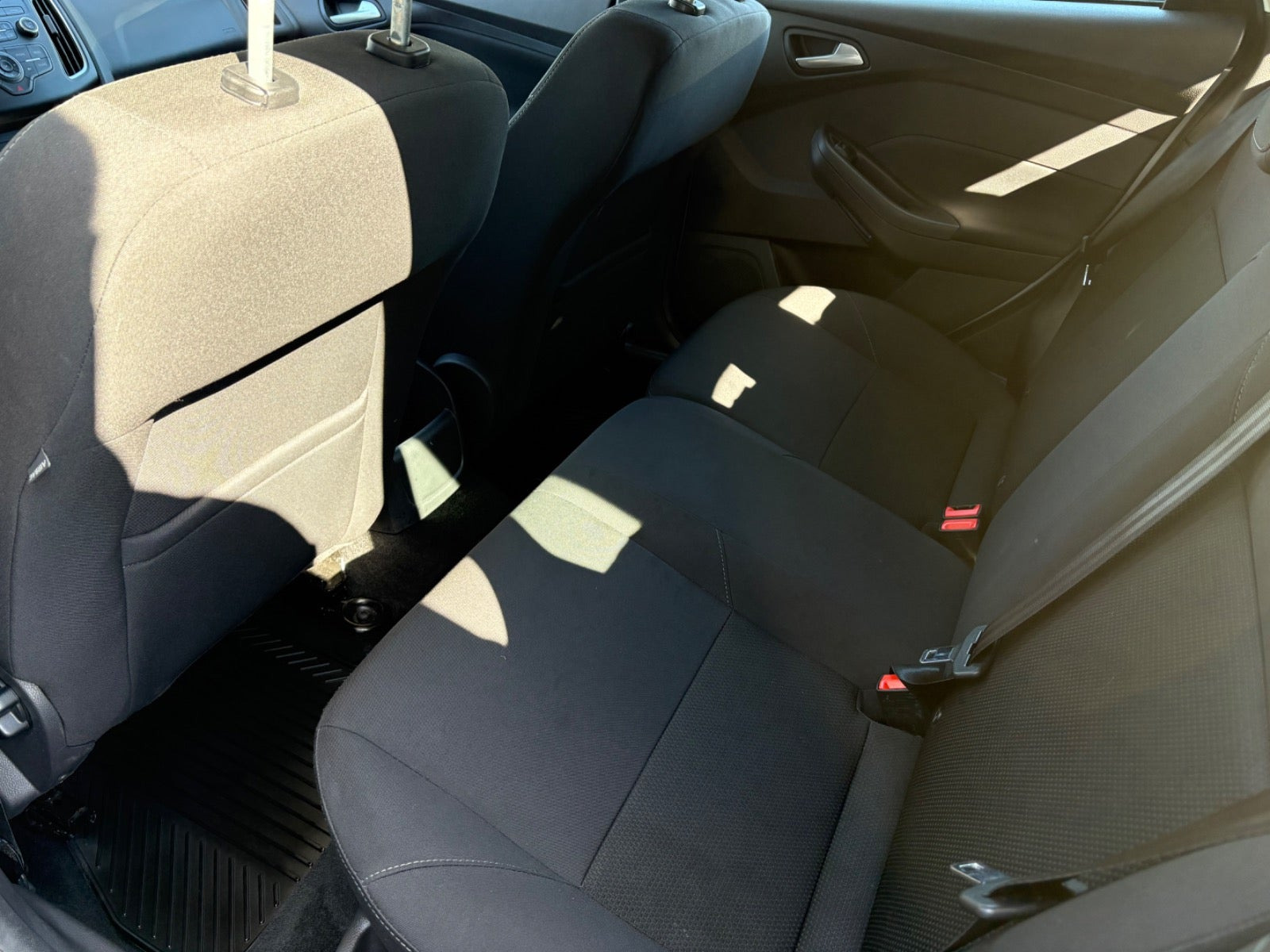 Sølv Ford Focus fra 2017