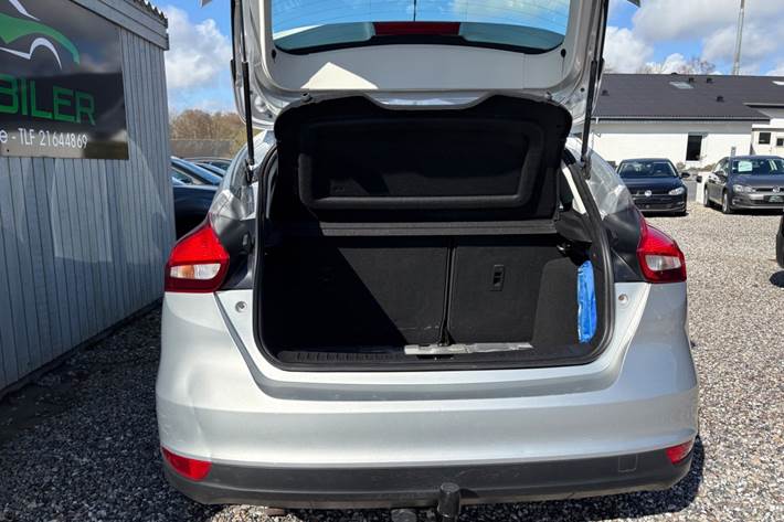Sølv Ford Focus fra 2017