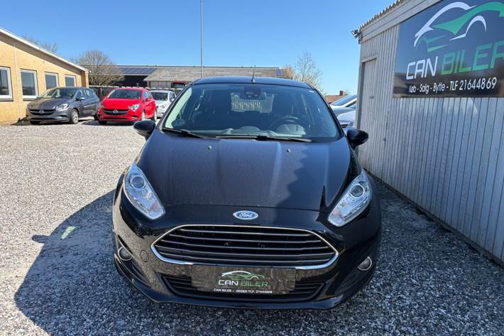 Sort Ford Fiesta fra 2014