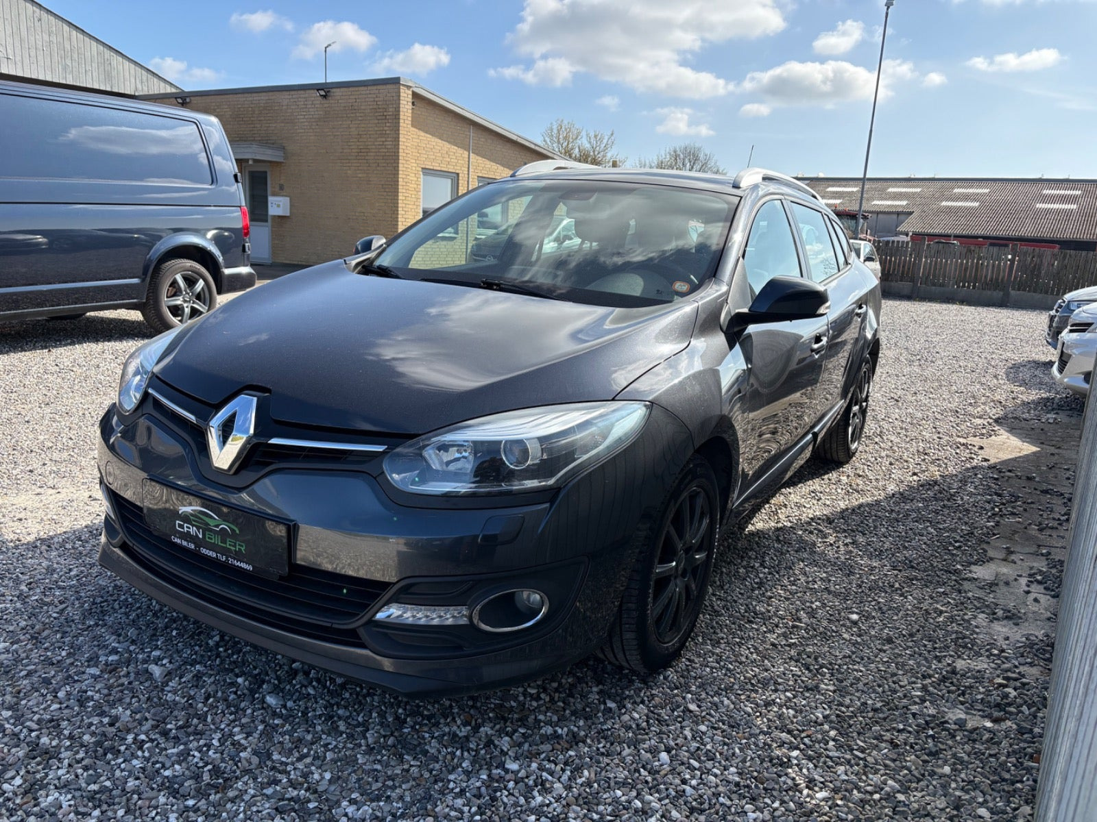 Grå Renault Megane III fra 2014