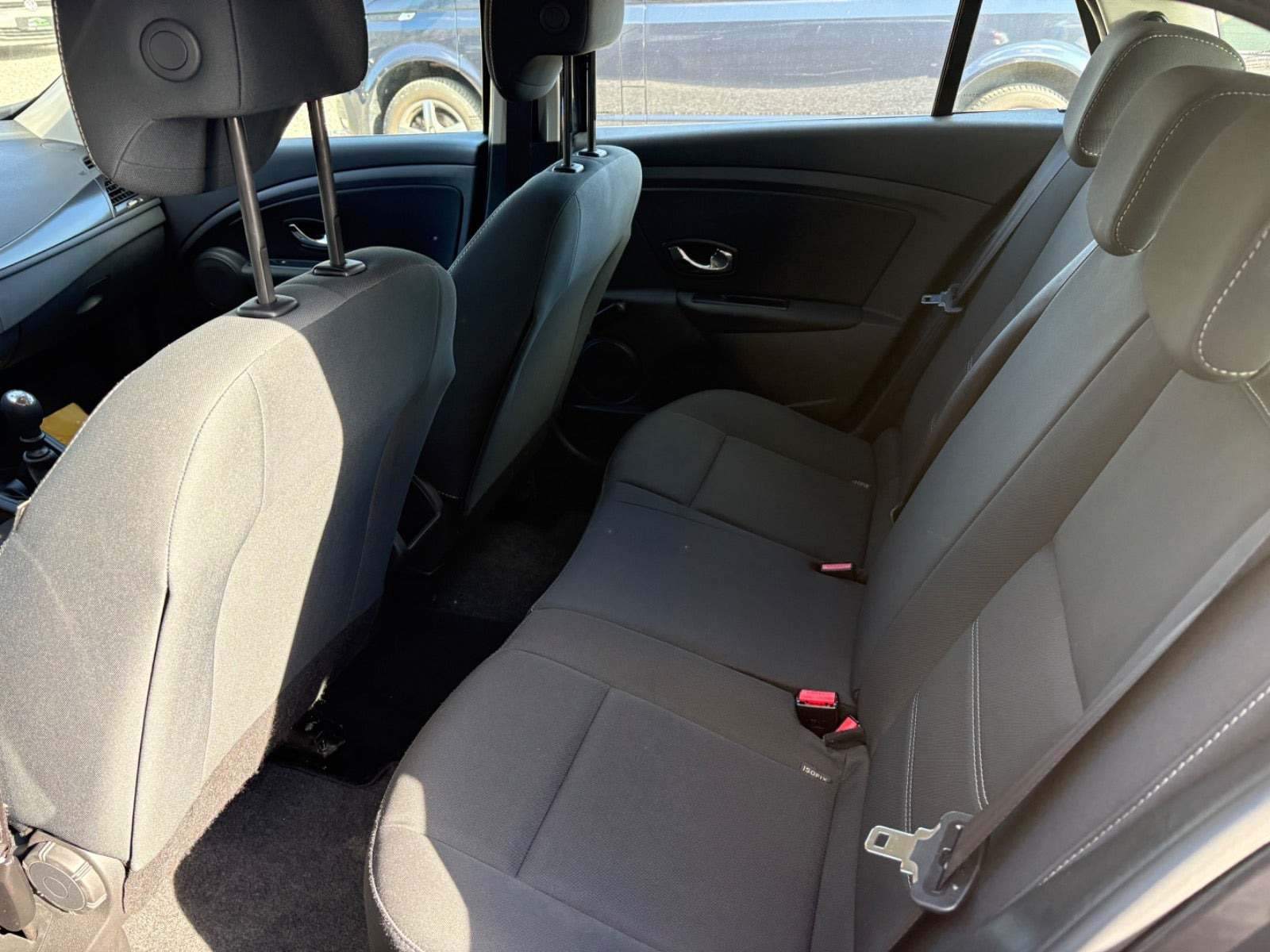 Grå Renault Megane III fra 2014