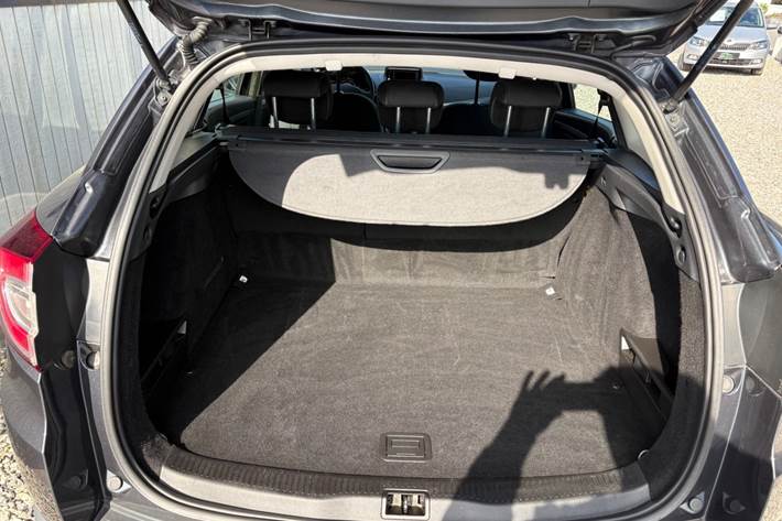 Grå Renault Megane III fra 2014