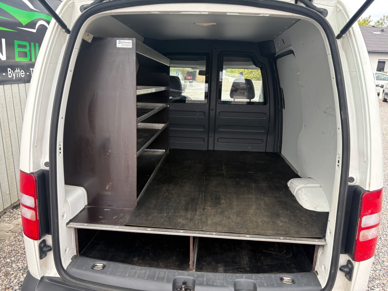 Hvid VW Caddy fra 2014