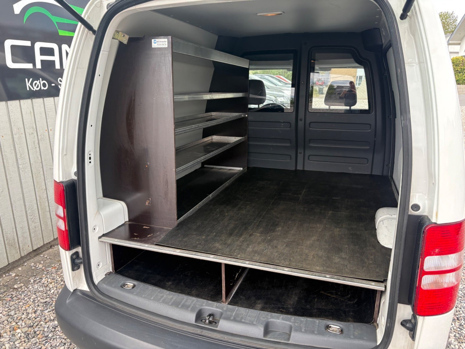 Hvid VW Caddy fra 2014