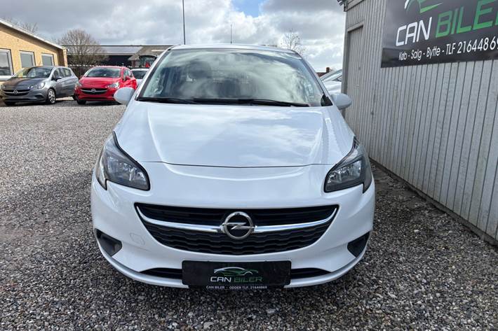 Hvid Opel Corsa fra 2015