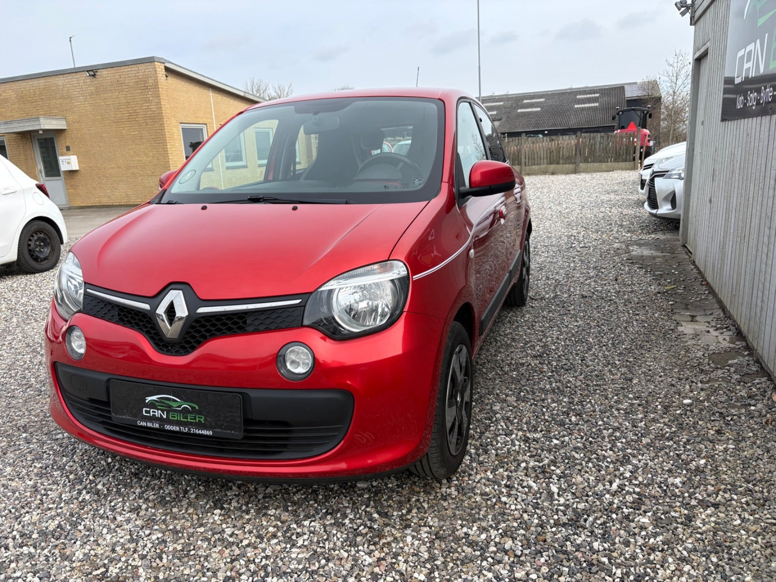 Rød Renault Twingo fra 2015