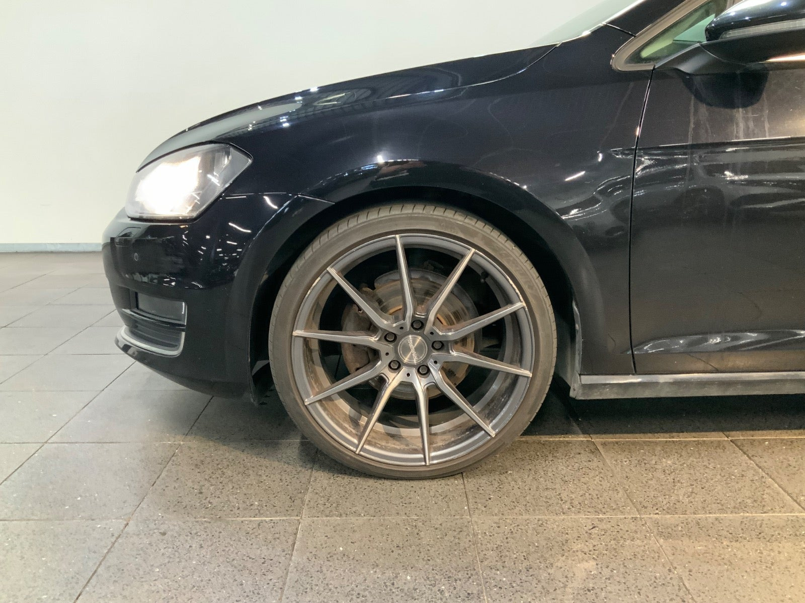Sort VW Golf VII fra 2015