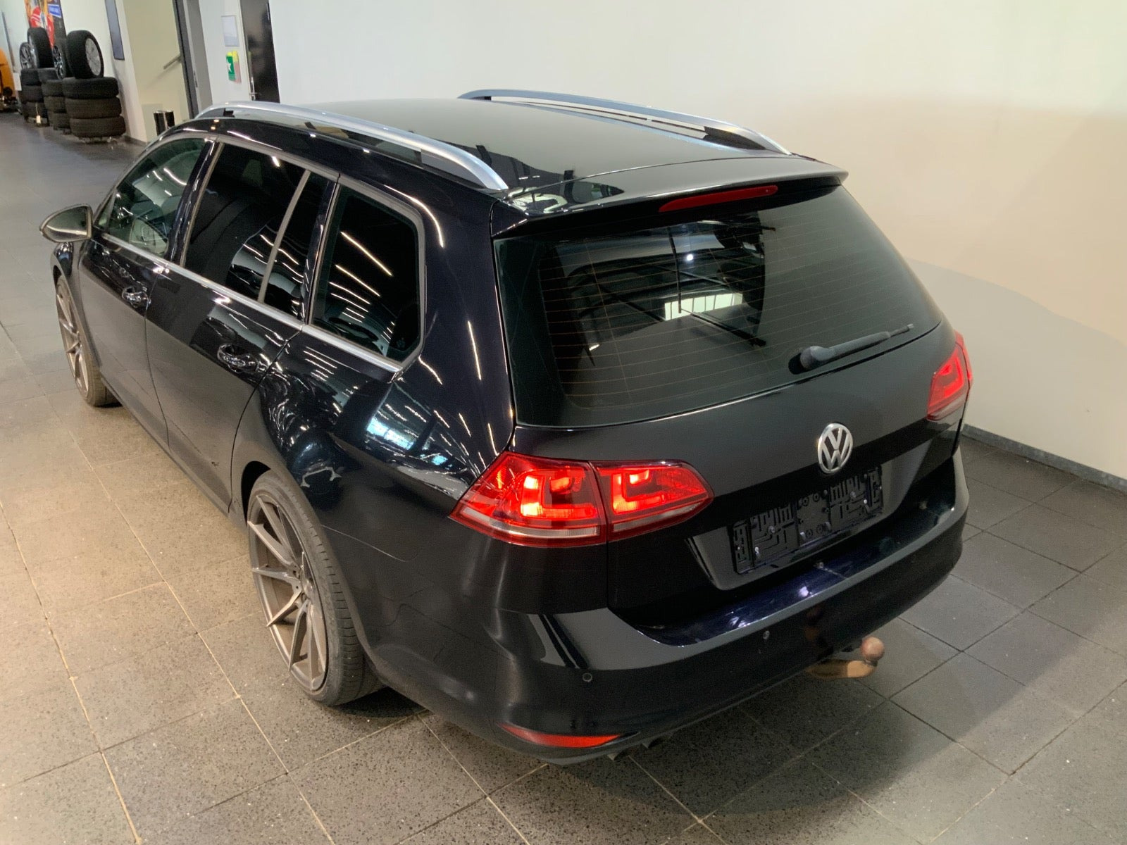 Sort VW Golf VII fra 2015