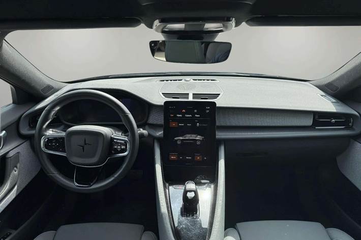 Hvid Polestar 2 fra 2023