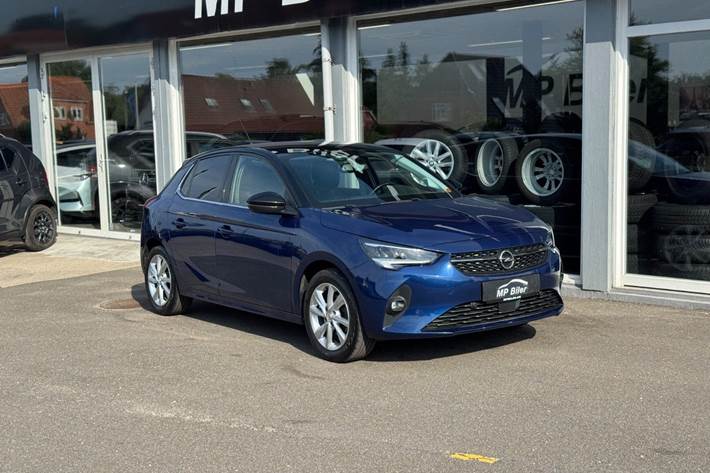 Blå Opel Corsa fra 2021