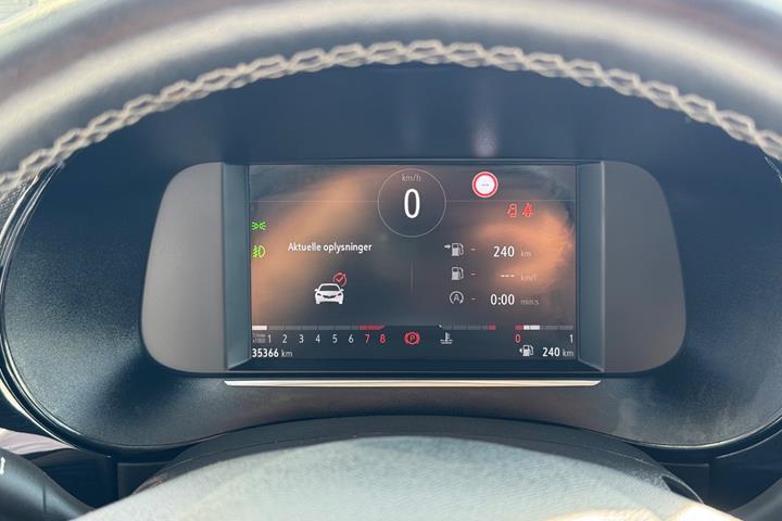 Blå Opel Corsa fra 2021