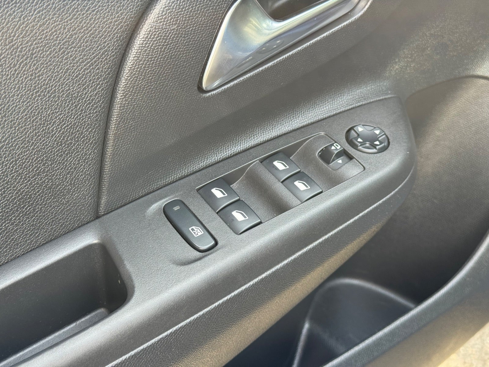 Blå Opel Corsa fra 2021
