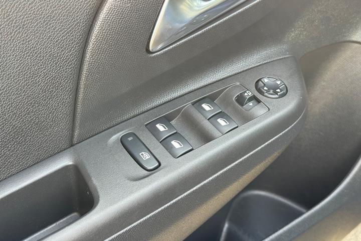 Blå Opel Corsa fra 2021
