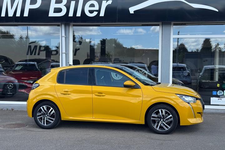 Gul Peugeot 208 fra 2020