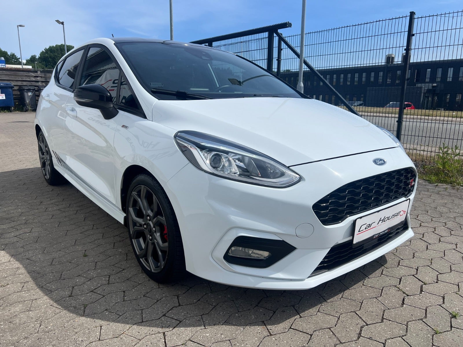 Hvid Ford Fiesta fra 2018