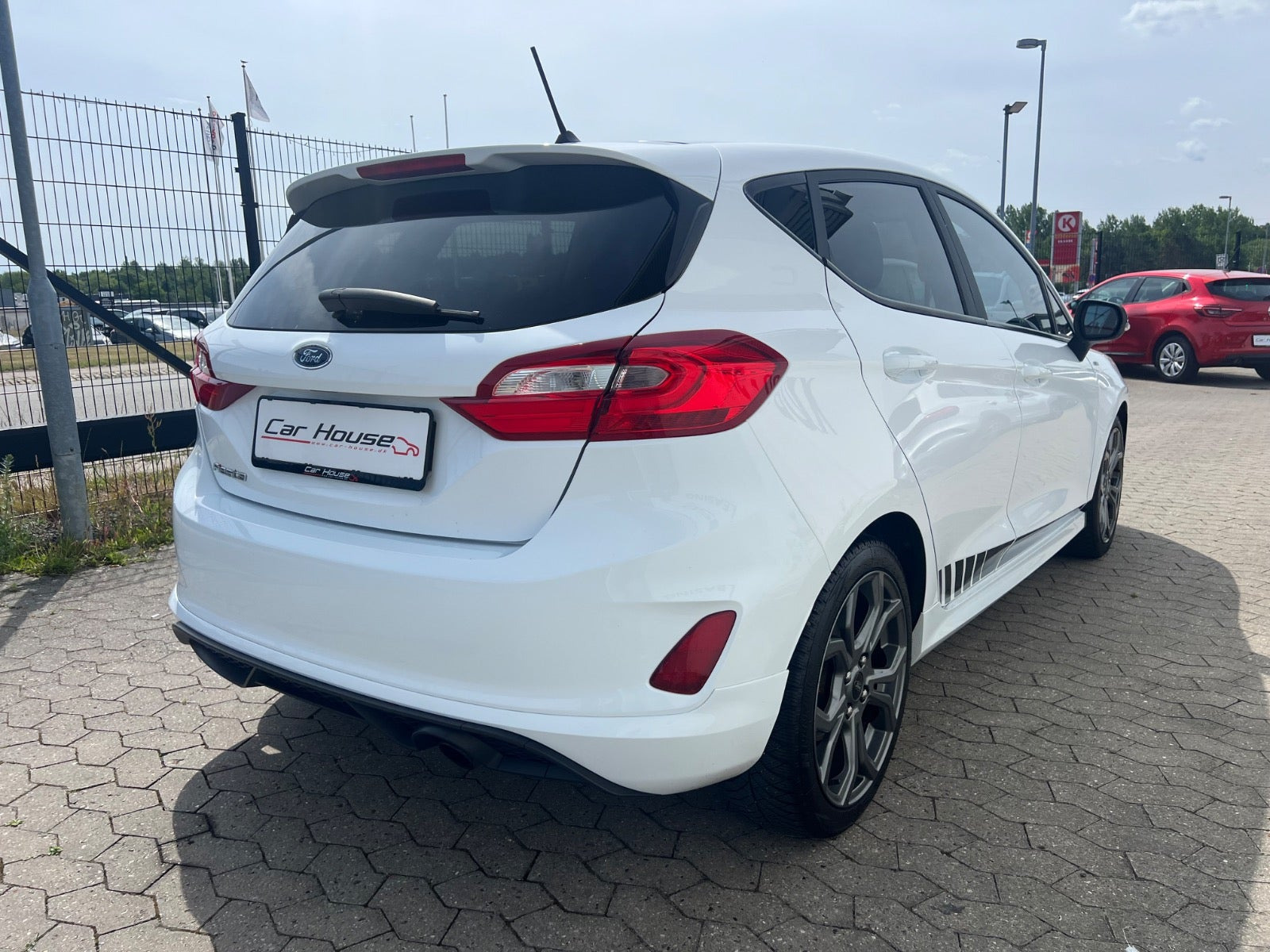 Hvid Ford Fiesta fra 2018