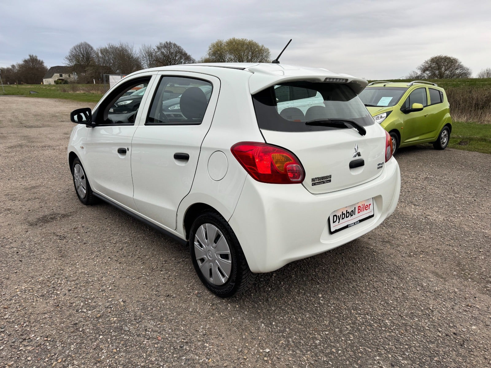 undefined Mitsubishi Space Star fra 2015