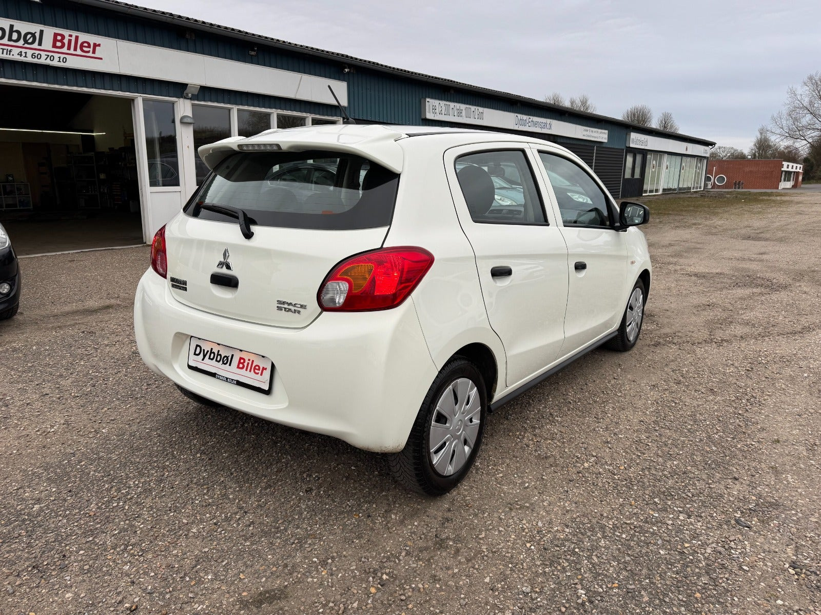 undefined Mitsubishi Space Star fra 2015