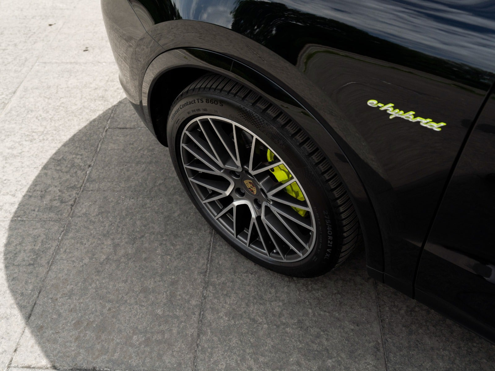 Sort Porsche Cayenne fra 2021