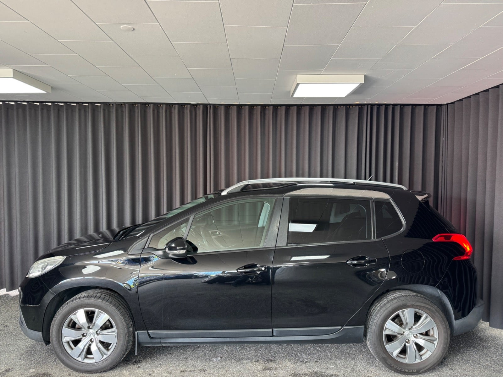 undefined Peugeot 2008 fra 2014