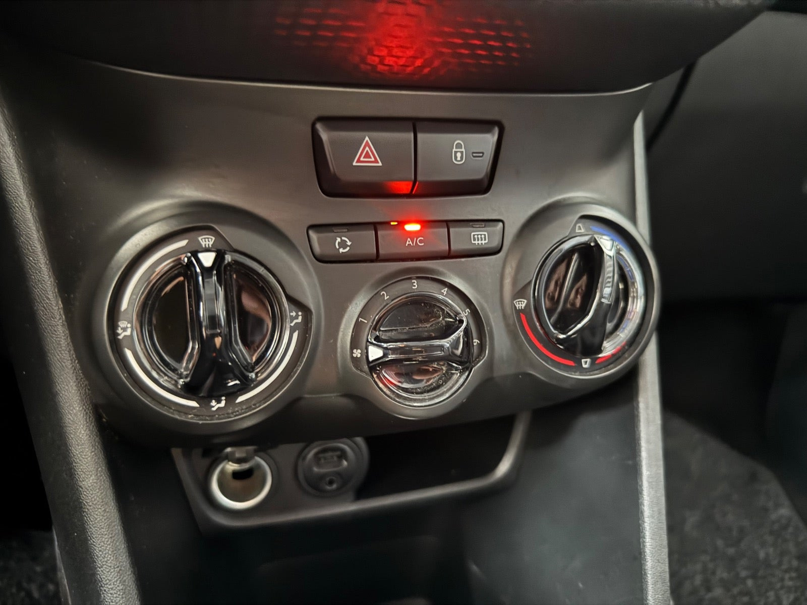undefined Peugeot 2008 fra 2014
