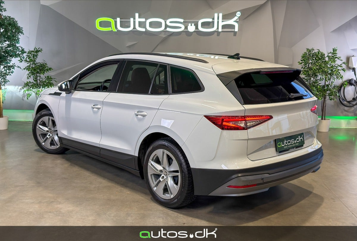 Brun Skoda Enyaq fra 2021