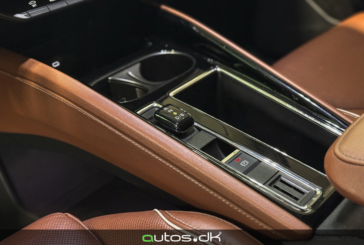 Brun Skoda Enyaq fra 2021