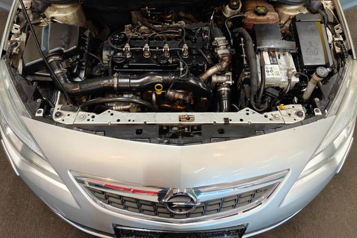 undefined Opel Astra fra 2011