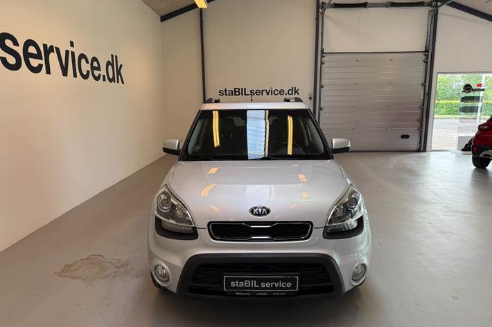 undefined Kia Soul fra 2014 set udefra