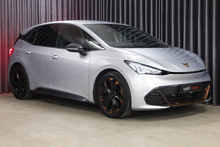 Sølv Cupra Born fra 2023