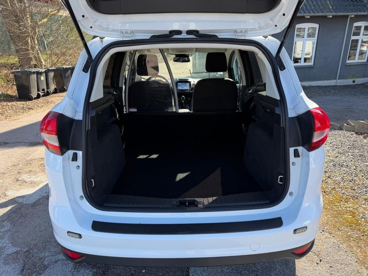 Hvid Ford C-MAX fra 2018