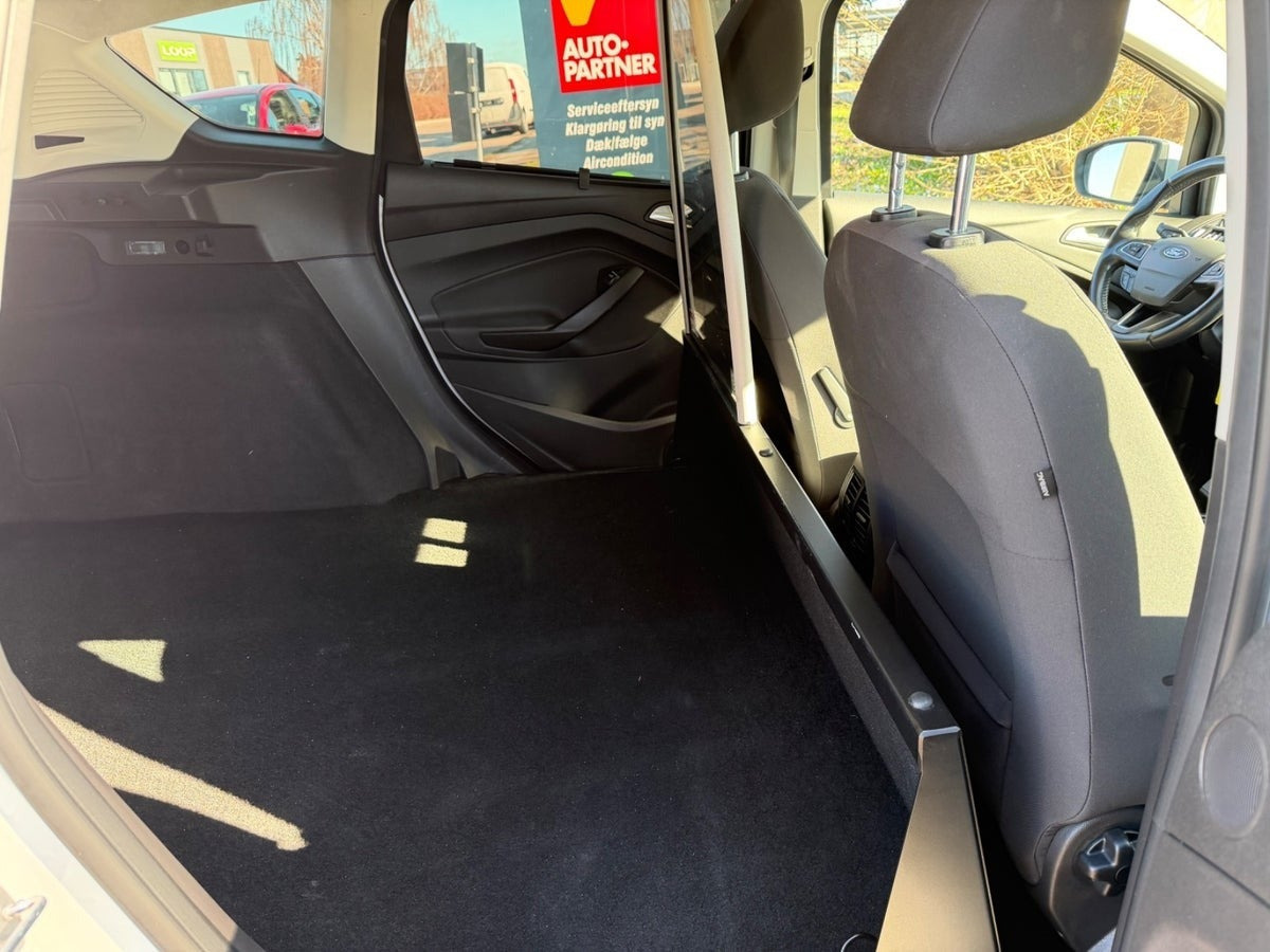Hvid Ford C-MAX fra 2018