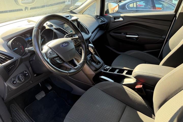 Hvid Ford C-MAX fra 2018