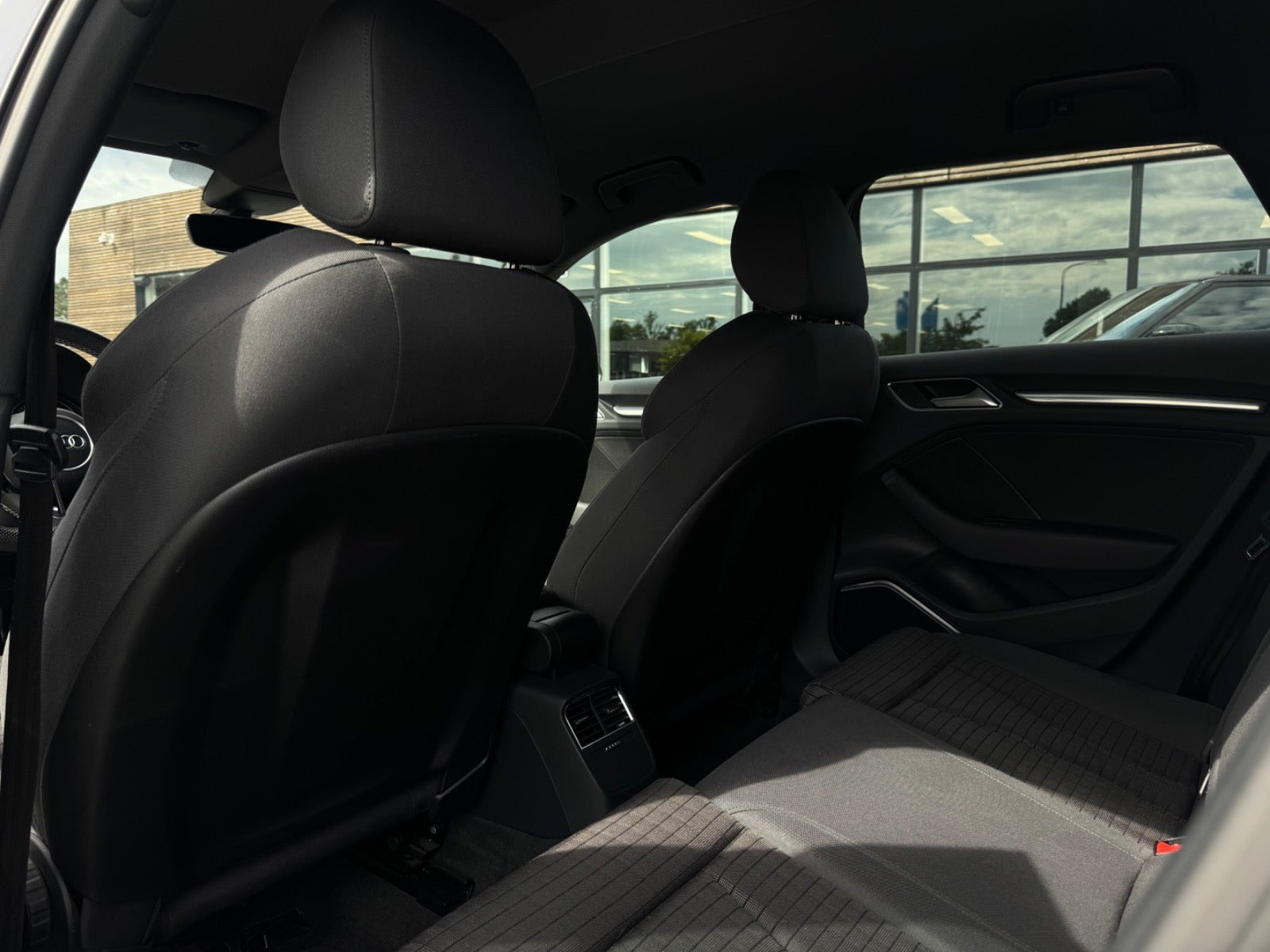 Sølv Audi A3 fra 2020