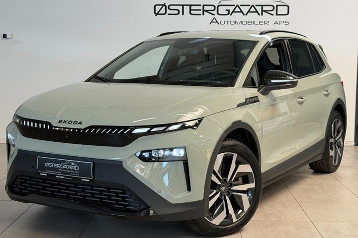Grøn Skoda Elroq fra 2026 set udefra