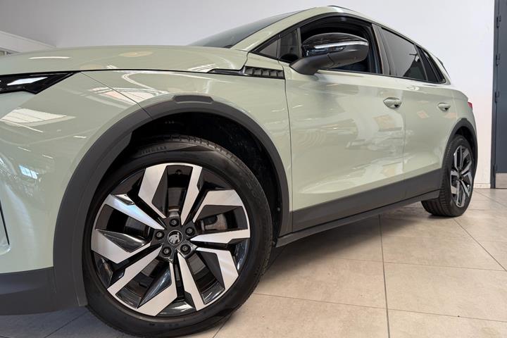 Grøn Skoda Elroq fra 2026